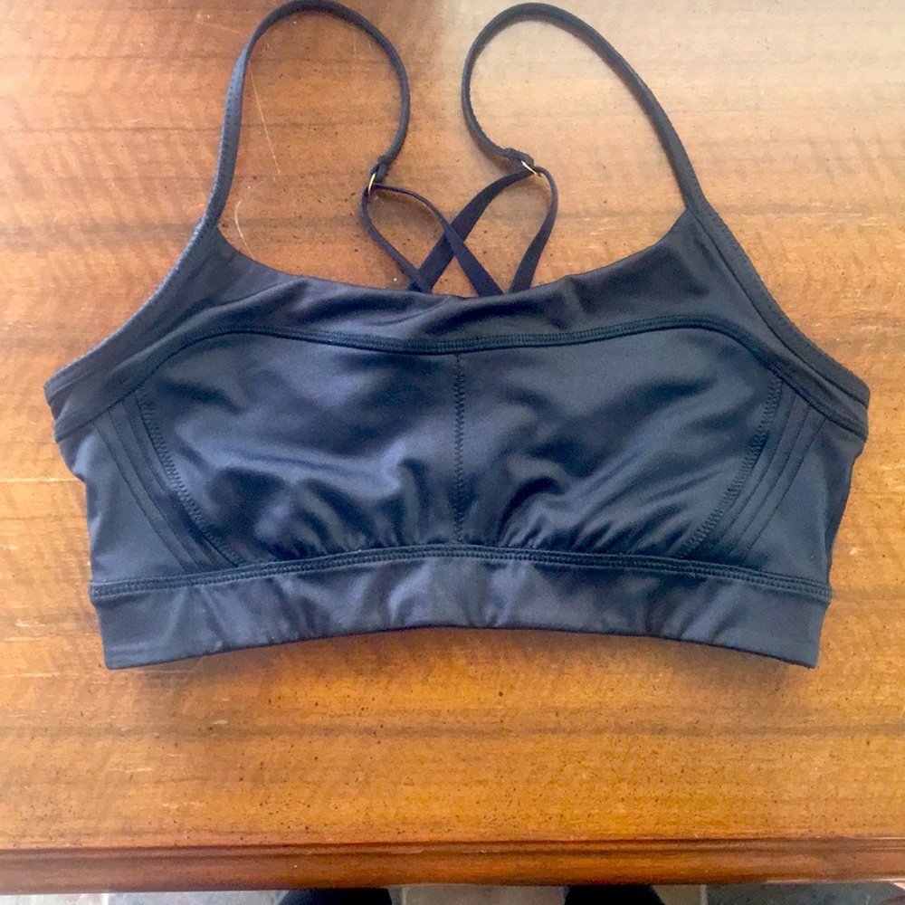 Manduka | Pintuck Yoga Sports Bra | Black | Size Medium (Actual Size Small)